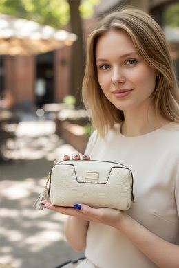 Косметичка жіноча Karya. Артикул: KR2038-13. Ціна 1 084 грн