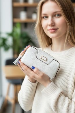Женская косметичка Karya. Артикул: KR2038-09. Цена 1 084 грн